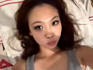 hillarynapenas